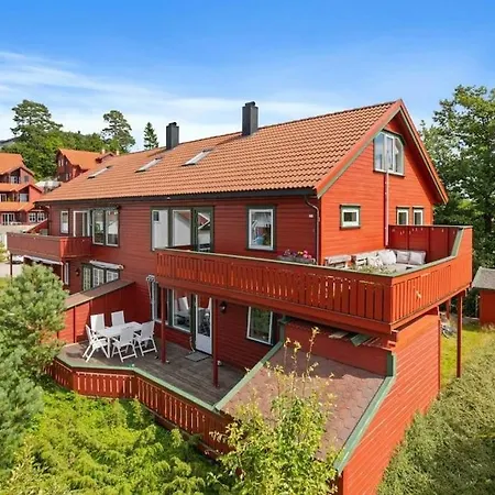 Solrik, Barnevennlig Leilighet Naer Dyreparken Apartment